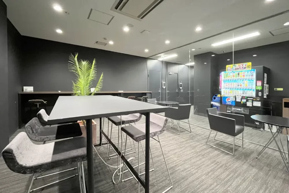 トライズ 新宿三丁目センター