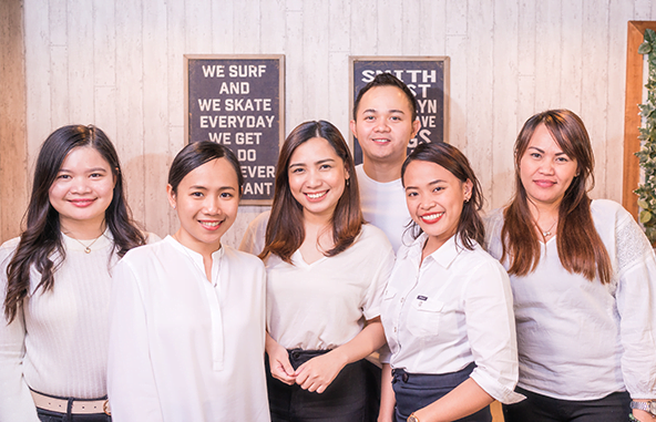 ミライズ英会話 講師