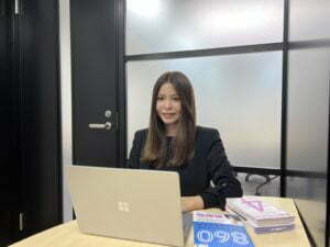 武田塾English・池袋校のコンサルタント上間かなこさん