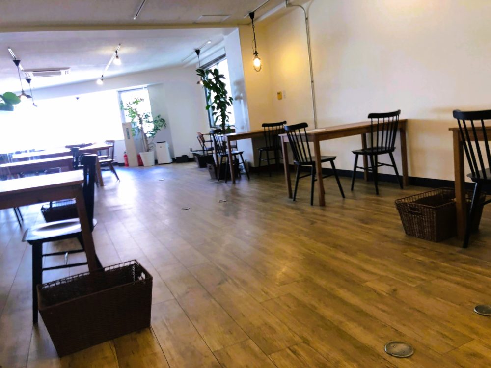 イングリッシュカンパニー新宿スタジオの入口からの眺め