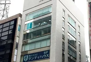 NOVA銀座校のビル