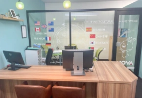 駅前留学NOVA・池袋西口校の受付