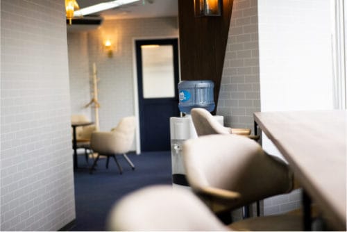 トライズ。新宿南口センター